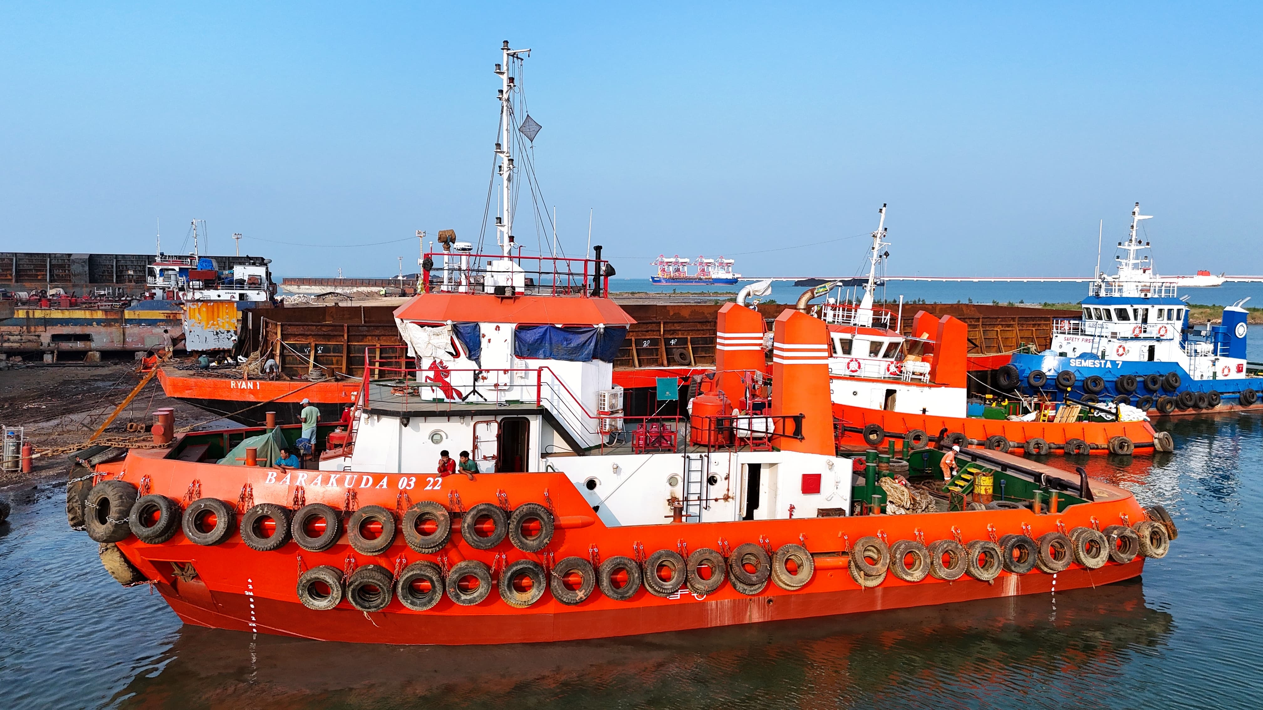 TUGBOAT BARAKUDA 03 22-After